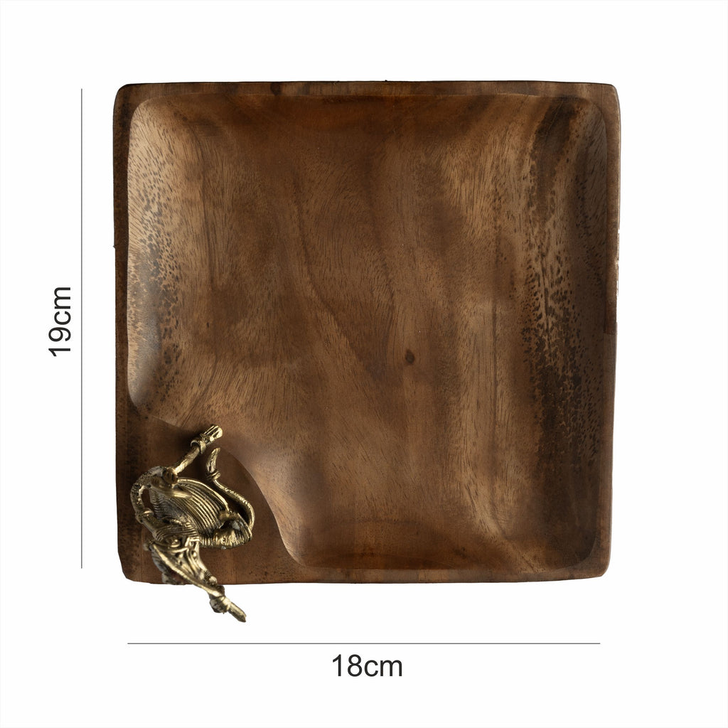 SQUARE TRAY WITH FIGURE